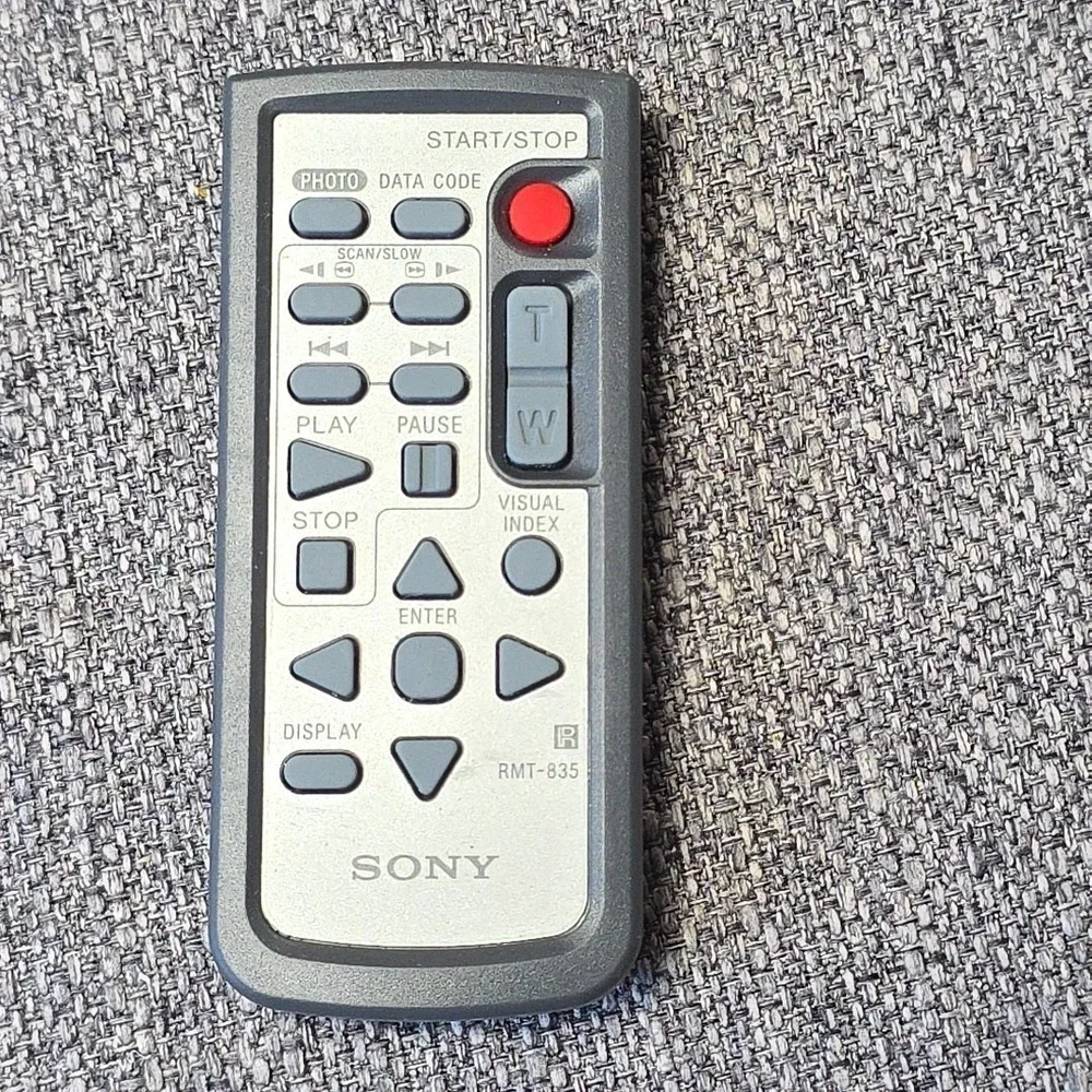 Sony FDR-AX700 AX700 Genuine Sony Original Wireless Remote Control RMT-835